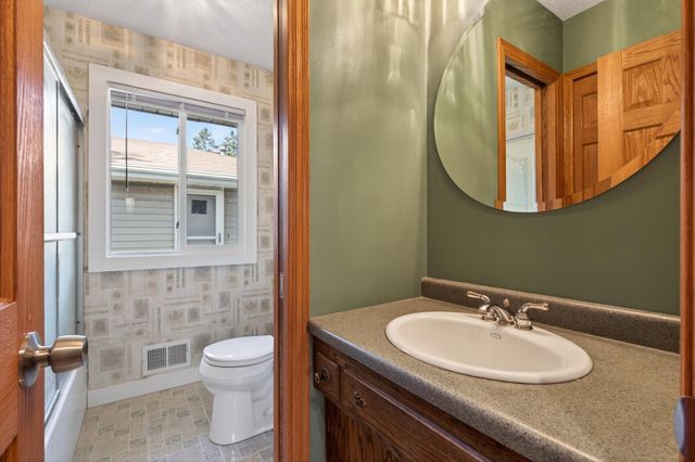 1619 Mclean Avenue, Saint Paul, MN 55106