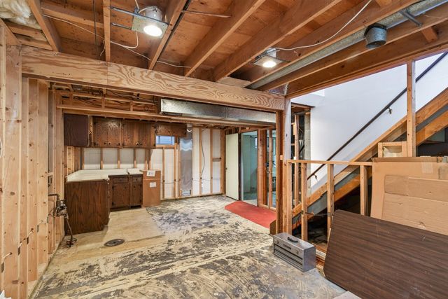 1619 Mclean Avenue, Saint Paul, MN 55106
