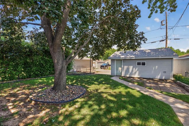 1619 Mclean Avenue, Saint Paul, MN 55106
