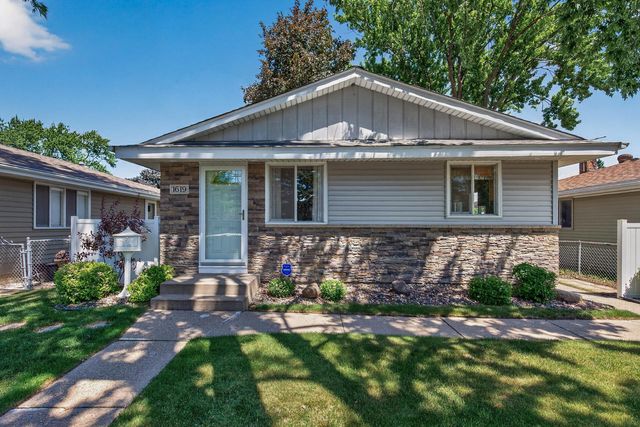 1619 Mclean Avenue, Saint Paul, MN 55106