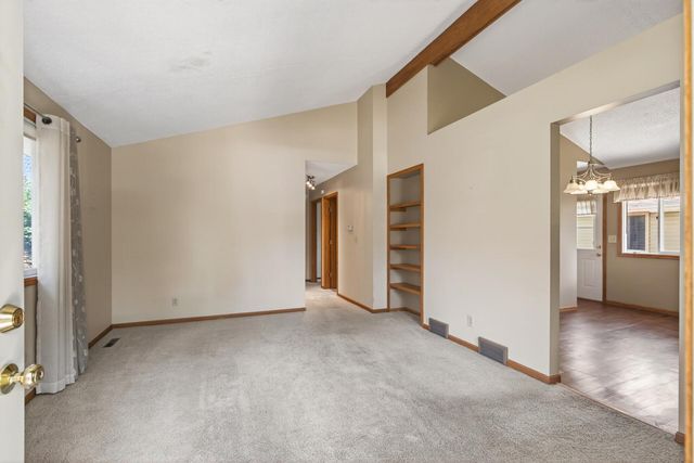 1619 Mclean Avenue, Saint Paul, MN 55106