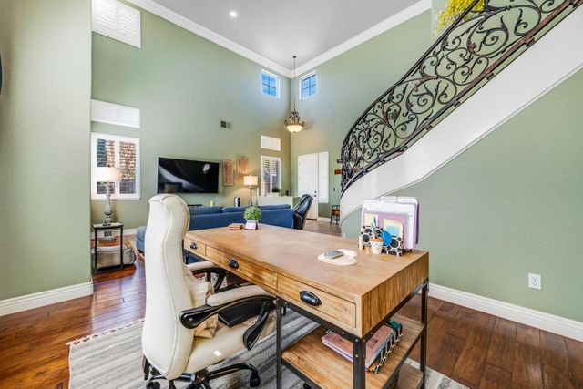 3240 Shelter Cove Ln, Elk Grove, CA 95758