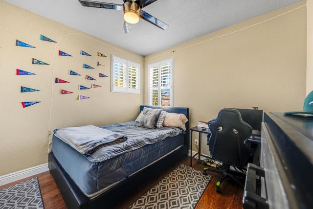 3240 Shelter Cove Ln, Elk Grove, CA 95758