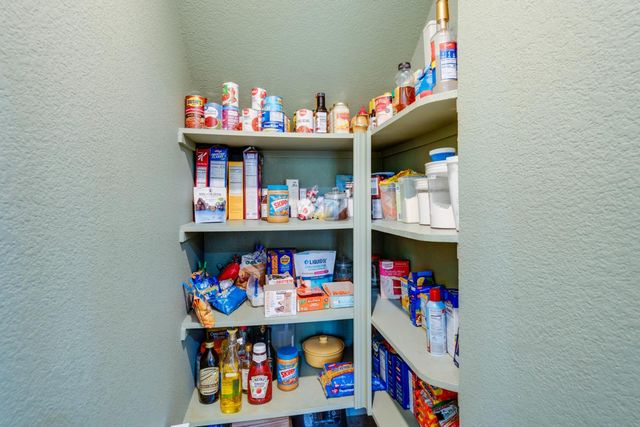 3240 Shelter Cove Ln, Elk Grove, CA 95758