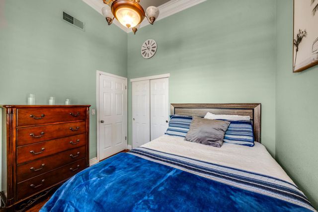 3240 Shelter Cove Ln, Elk Grove, CA 95758