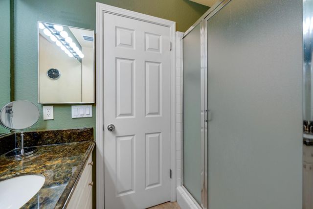 3240 Shelter Cove Ln, Elk Grove, CA 95758
