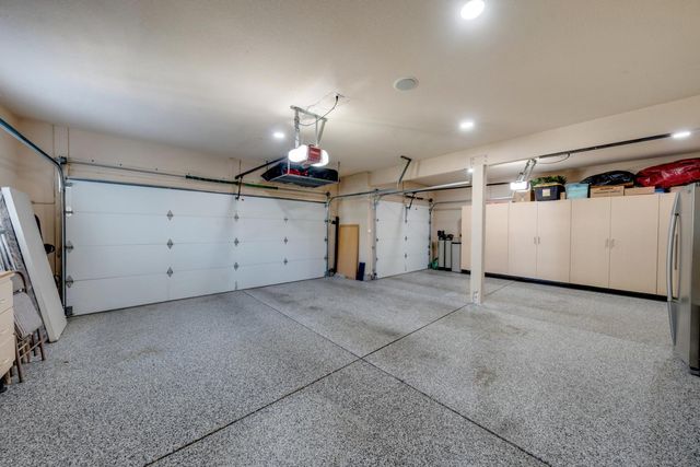 3240 Shelter Cove Ln, Elk Grove, CA 95758