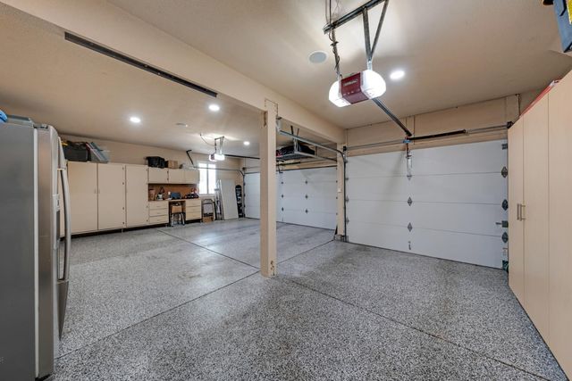 3240 Shelter Cove Ln, Elk Grove, CA 95758