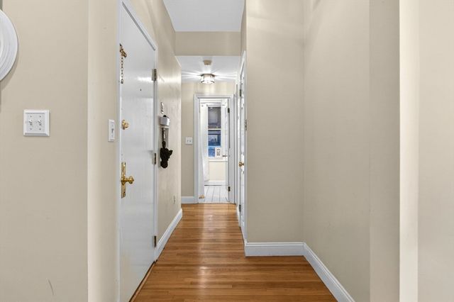 25 Revere Street 2, Boston, MA 02114