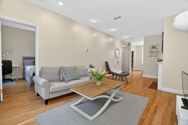 25 Revere Street 2, Boston, MA 02114