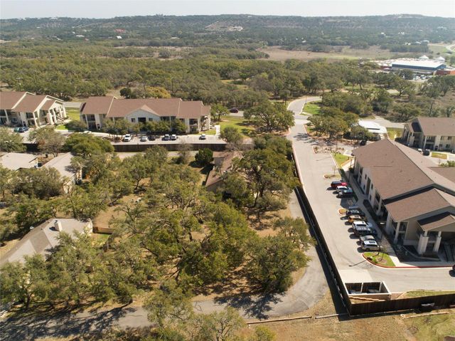 9 Villa Meadow W, Wimberley, TX 78676