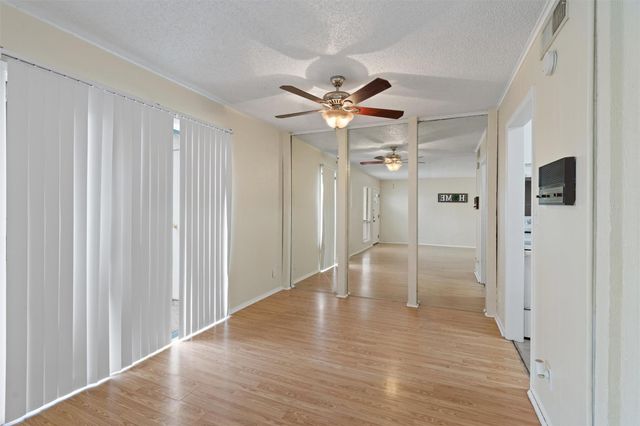 6718 Silvermine DR 704, Austin, TX 78736