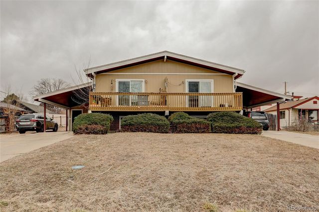 845 Van Gordon Street, Lakewood, CO 80401