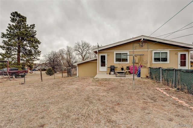 845 Van Gordon Street, Lakewood, CO 80401