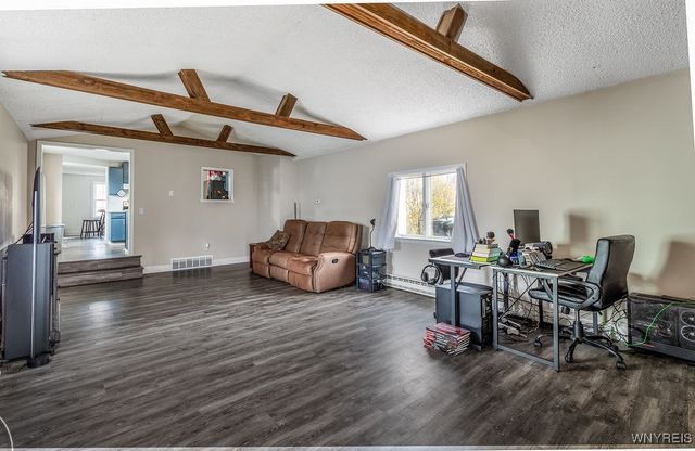 186 Pullman Avenue, Tonawanda, NY 14217