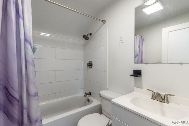 186 Pullman Avenue, Tonawanda, NY 14217