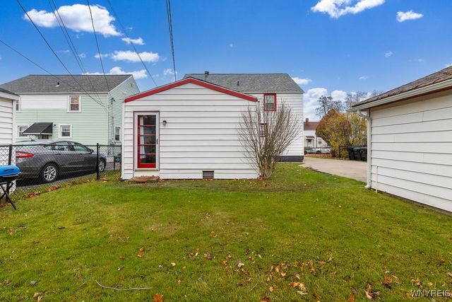 186 Pullman Avenue, Tonawanda, NY 14217