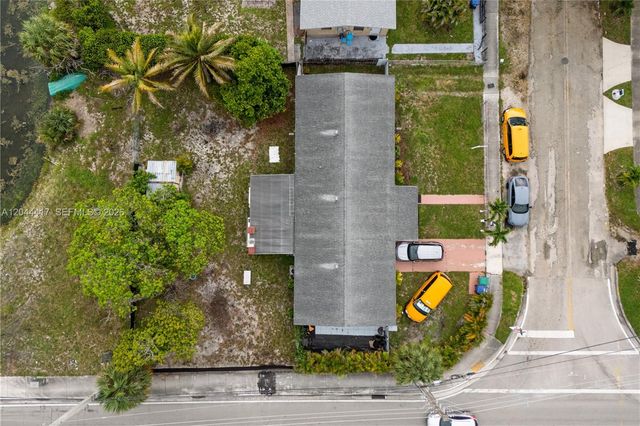 5631 NW 174th Dr, Miami Gardens, FL 33055