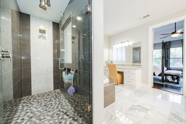 944 Highpoint Way, Roanoke, TX 76262