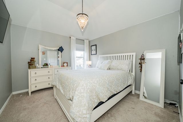 944 Highpoint Way, Roanoke, TX 76262