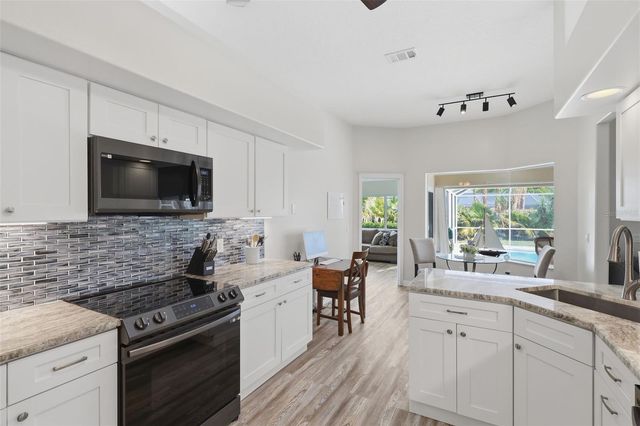 3 SEABRIDGE DRIVE, Ormond Beach, FL 32176