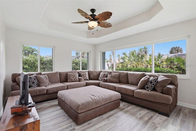 3 SEABRIDGE DRIVE, Ormond Beach, FL 32176