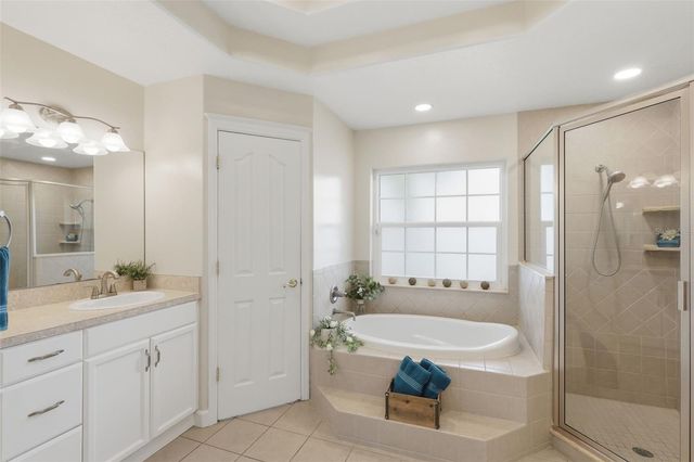 3 SEABRIDGE DRIVE, Ormond Beach, FL 32176