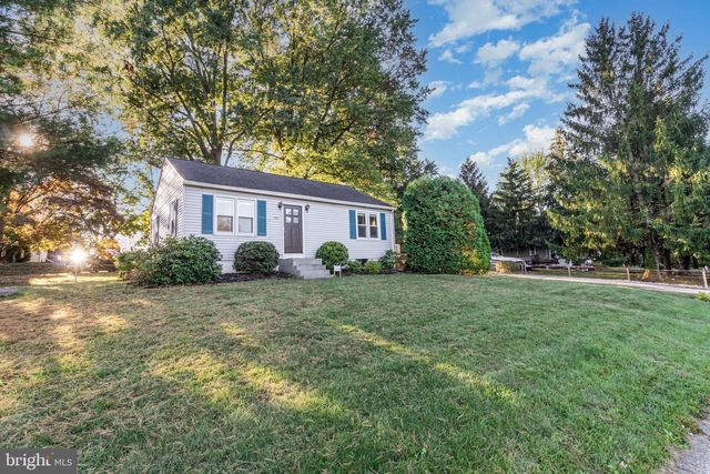 3809 COLONIAL RD, Harrisburg, PA 17109