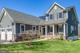 28 BEDFORD DR, Skillman, NJ 08558