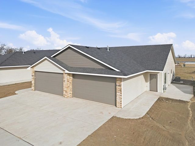 17130 W Lawson Cir., Goddard, KS 67052