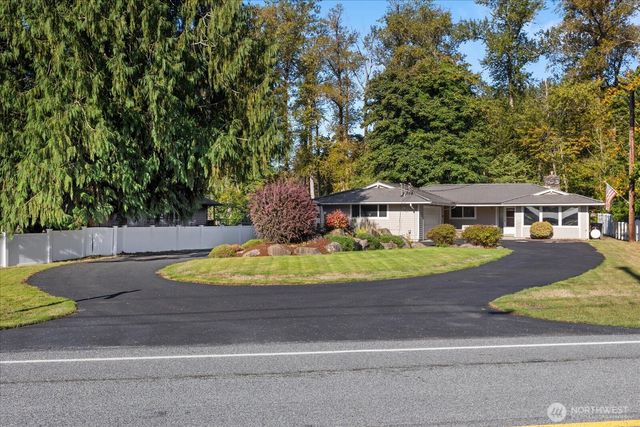628 Russell Road, Snohomish, WA 98290