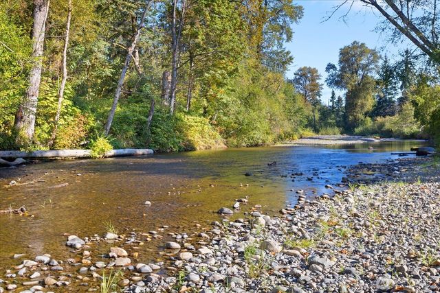 628 Russell Road, Snohomish, WA 98290