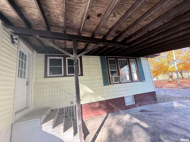 215 N 8TH Street, Mt Vernon, IL 62864