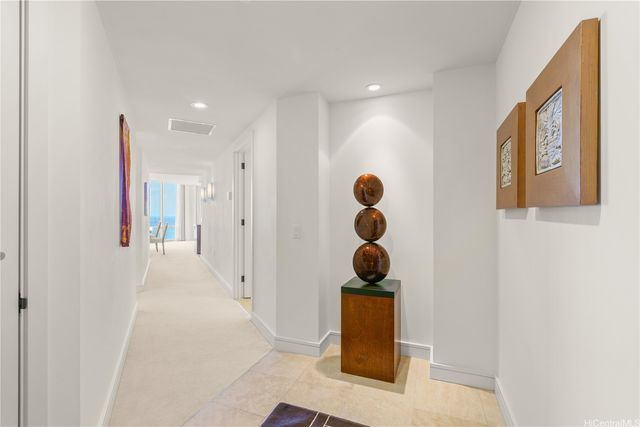 223 Saratoga Road 3710, Honolulu, HI 96815
