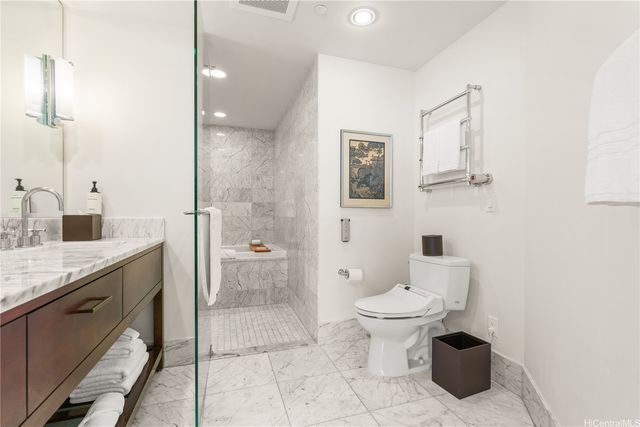 223 Saratoga Road 3710, Honolulu, HI 96815