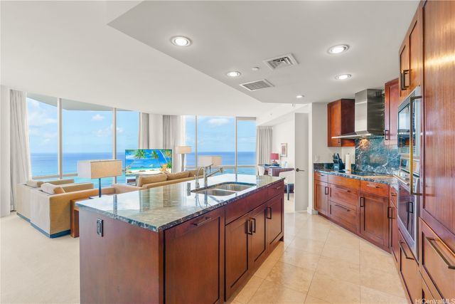 223 Saratoga Road 3710, Honolulu, HI 96815