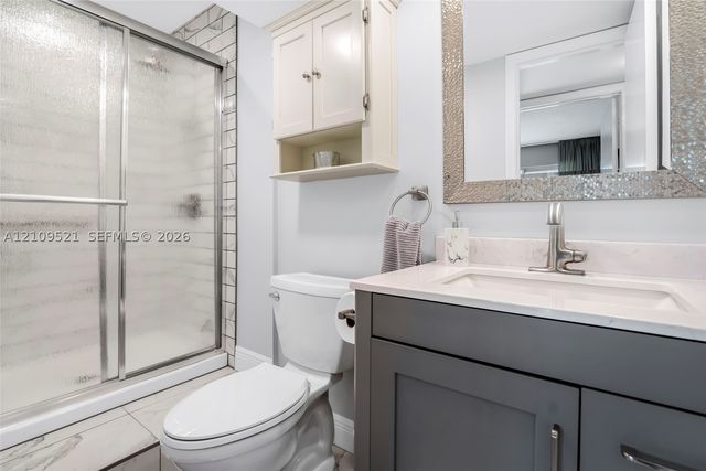 103 E Lyndhurst E 103, Deerfield Beach, FL 33442