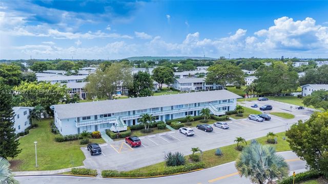 103 E Lyndhurst E 103, Deerfield Beach, FL 33442