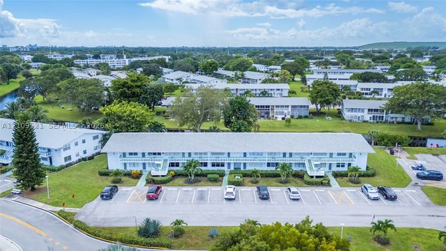 103 E Lyndhurst E 103, Deerfield Beach, FL 33442
