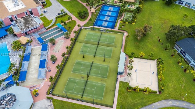 103 E Lyndhurst E 103, Deerfield Beach, FL 33442