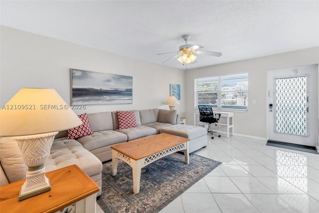 103 E Lyndhurst E 103, Deerfield Beach, FL 33442