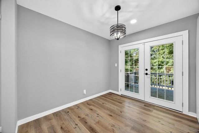 1864 Glen Echo Drive, Decatur, GA 30032
