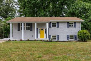 1864 Glen Echo Drive, Decatur, GA 30032