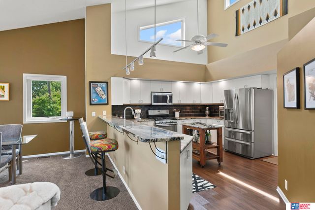 1216 Surfside Court, Lincoln, NE 68528