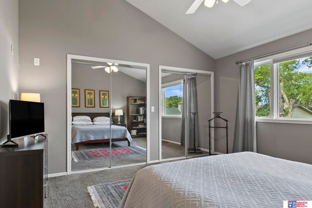 1216 Surfside Court, Lincoln, NE 68528