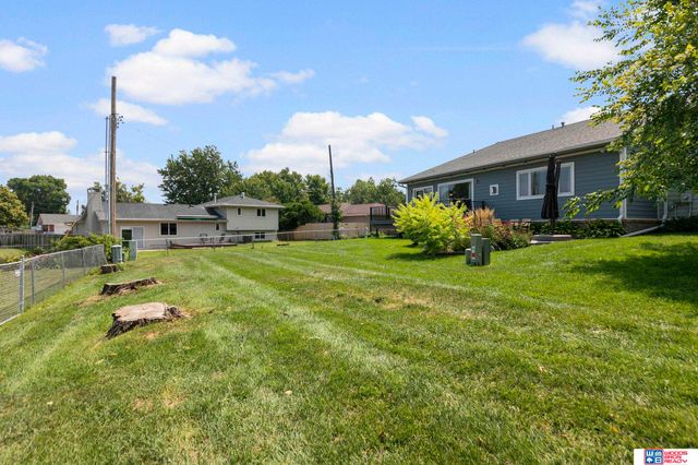 1216 Surfside Court, Lincoln, NE 68528