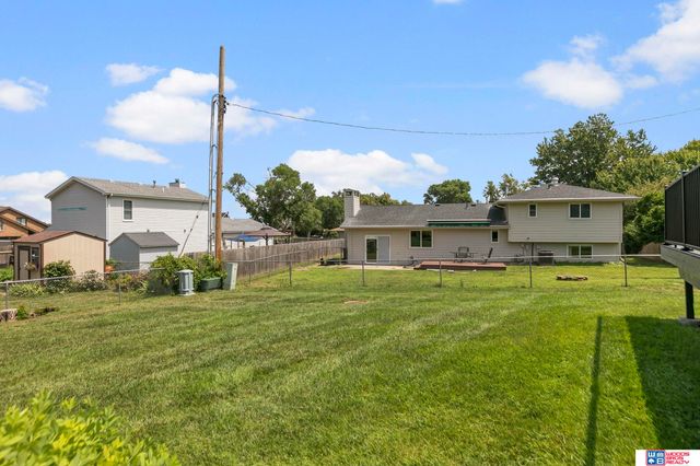 1216 Surfside Court, Lincoln, NE 68528