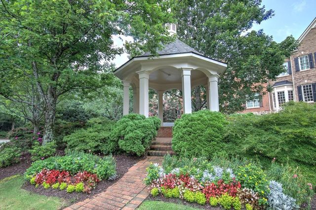 1230 Parkside Village Drive NW, Marietta, GA 30060