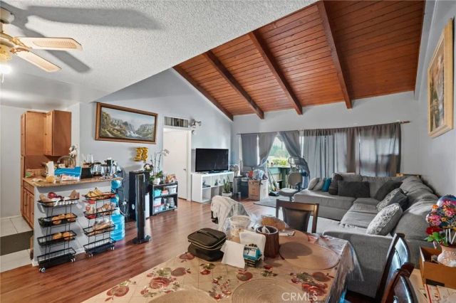 8601 International Avenue 234, Canoga Park, CA 91304