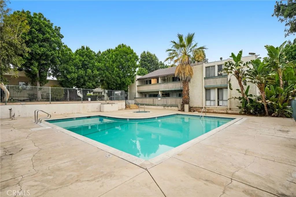 8601 International Avenue 234, Canoga Park, CA 91304